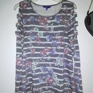 Gray striped floral long sleeve Size small